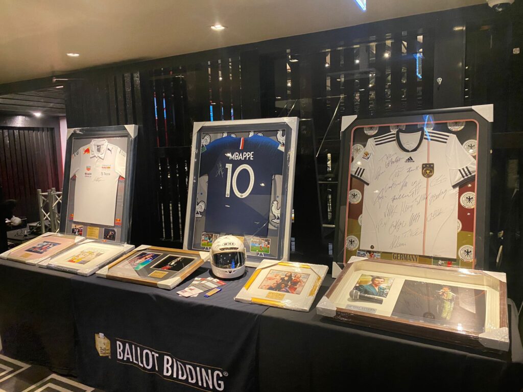 How Many Items Should Be In A Silent Auction