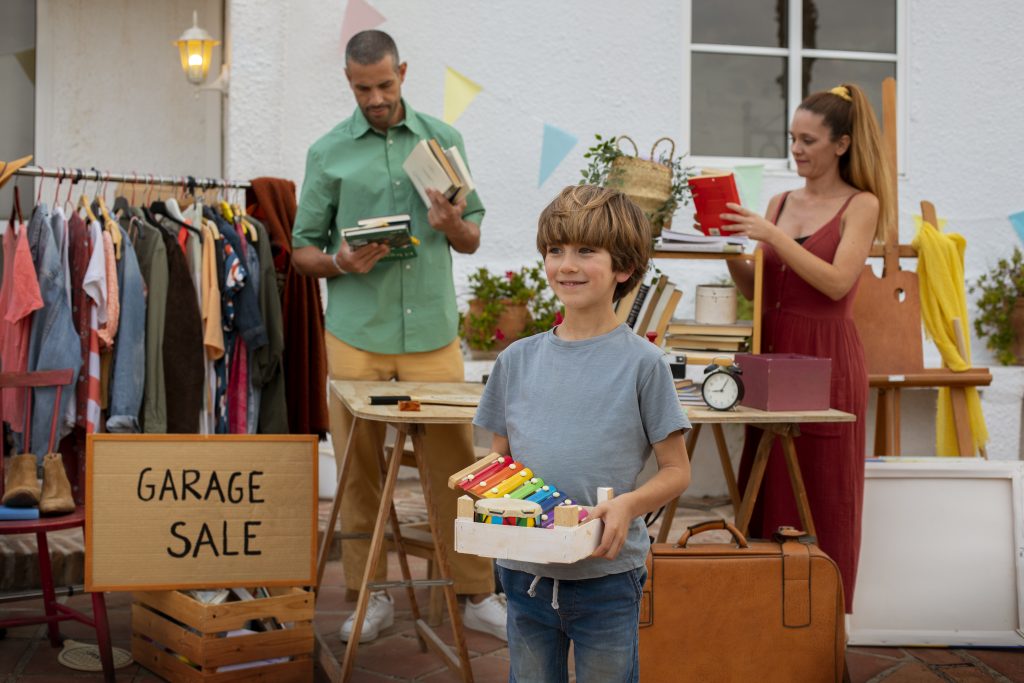 What Items Sell Best at a School Silent Auction