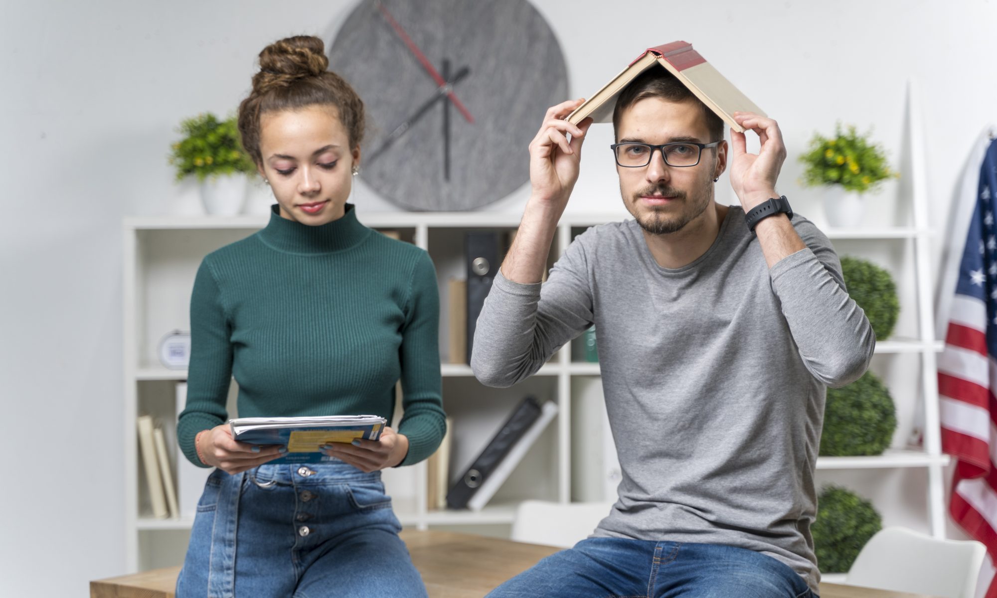 What Is the Difference Between a Silent and an Online Auction